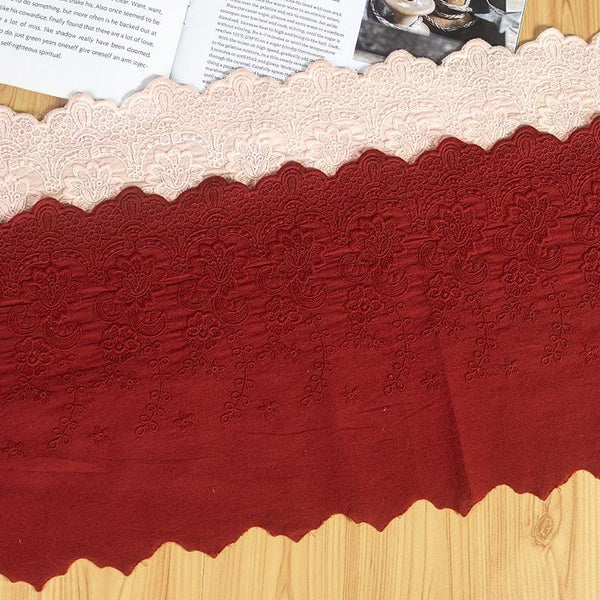 Scalloped Edge Cotton Lace Trim: Elegant Sewing & Crafting
