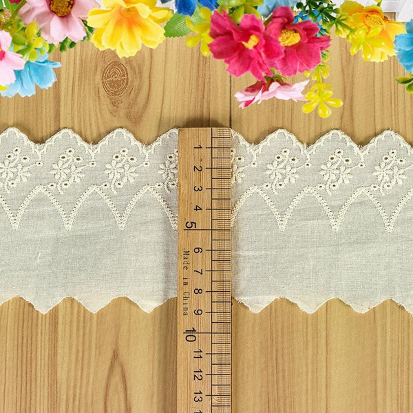 White Cotton Lace Trim: Scalloped Edge Venice Lace
