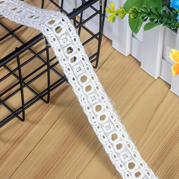 Scalloped Edge Cotton Lace Trim: Elegant Sewing & Crafting, 1 inch wide priced by the yard