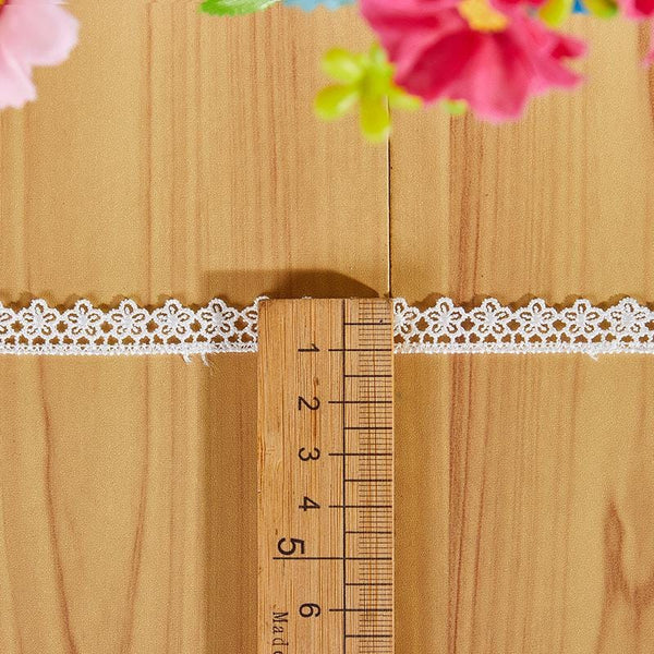 White Venice Lace Trim: Scalloped Guipure Victorian Pattern - By The Yard