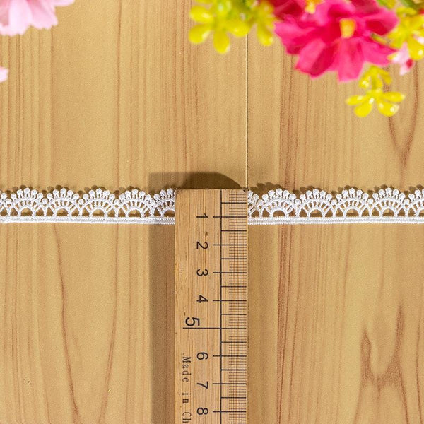 White Scalloped Venice Lace Trim: Victorian Guipure, Sewing & Crafting