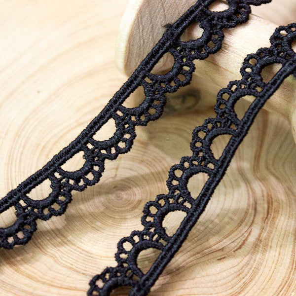 White Scalloped Venice Lace Trim: Victorian Guipure, Crafting & Sewing, 3/8" wide