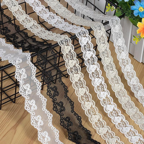 Vintage Mesh Embroidery Lace with Floral Design – Elegant Sewing Fabric for Crafts, Dressmaking & DIY Projects