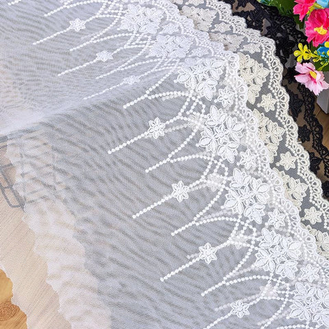 Vintage Mesh Embroidery Lace with Floral Design – Elegant Sewing Fabric for Crafts, Dressmaking & DIY Projects