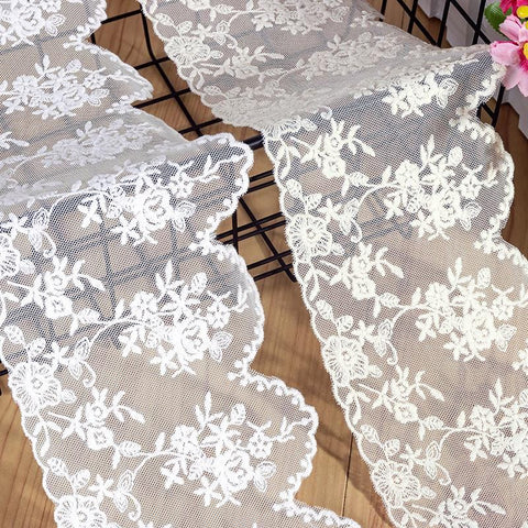 Vintage Mesh Embroidery Lace with Floral Design – Elegant Sewing Fabric for Crafts, Dressmaking & DIY Projects