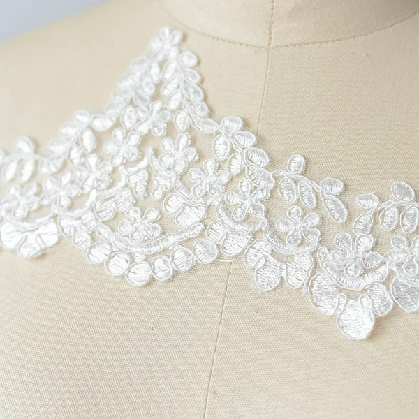 Floral Bridal Lace Trim: Off-White Scalloped Edge, 2-Inch Wide