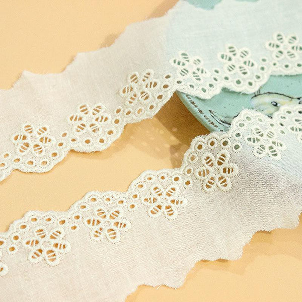 Scalloped Cotton Lace Trim: White Broderie Anglaise Sewing Embellishment