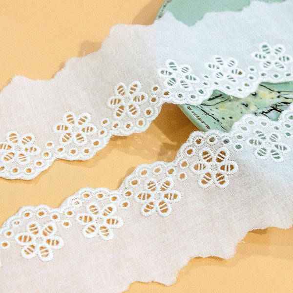 Scalloped Cotton Lace Trim: White Broderie Anglaise Sewing Embellishment