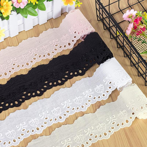 Scalloped Edge Cotton Lace Trim: Elegant Sewing & Crafting Décor