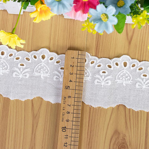 Scalloped Edge Cotton Lace Trim: Elegant Sewing & Crafting Décor