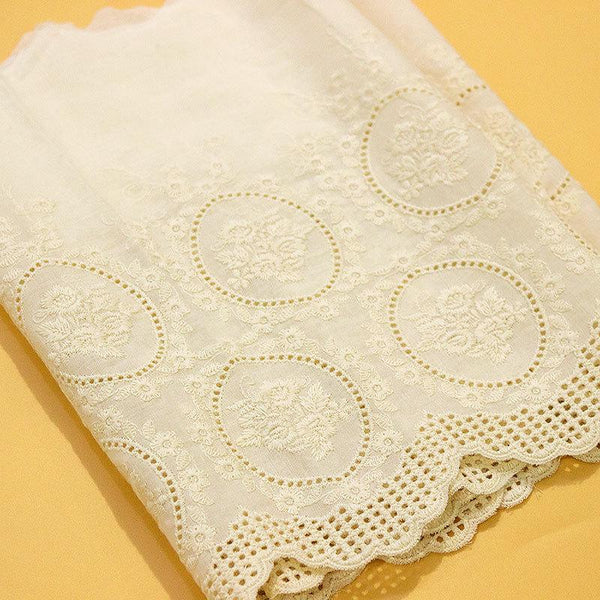 Scalloped Cotton Venice Lace Trim: Elegant Sewing & Craft Décor