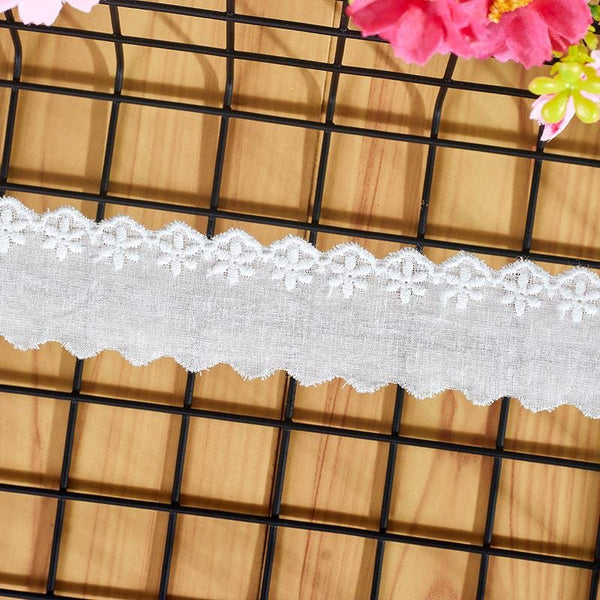White Cotton Lace Trim: Scalloped Edge Sewing & Crafting