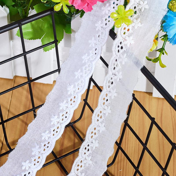 White Cotton Lace Trim: Scalloped Edge Sewing & Crafting
