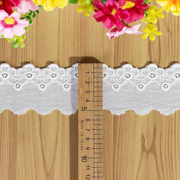 Scalloped Edge Cotton Lace Trim: Elegant Sewing & Crafting