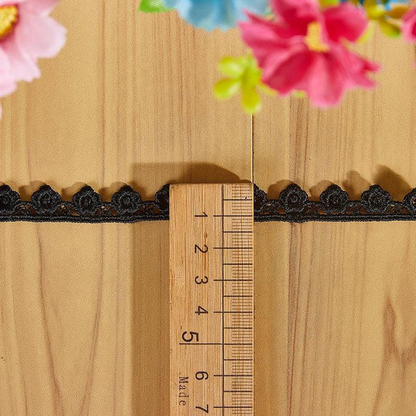 White Venice Lace Trim: Scalloped Guipure Victorian Pattern - By The Yard