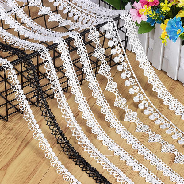 White Venice Lace Trim: Scalloped Guipure Victorian Pattern - By The Yard