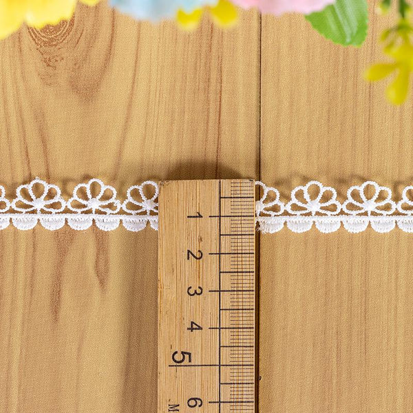 White Venice Lace Trim: Scalloped Guipure Victorian Pattern - By The Yard