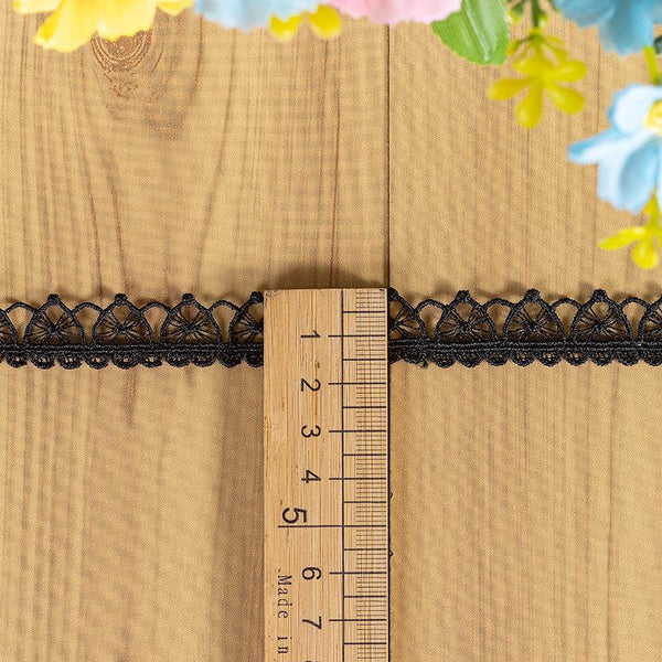 White Venice Lace Trim: Scalloped Guipure Victorian Pattern - By The Yard