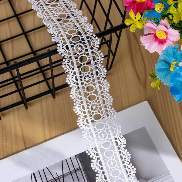 White Venice Lace Trim: Scalloped Guipure, Victorian Style - By The Yard