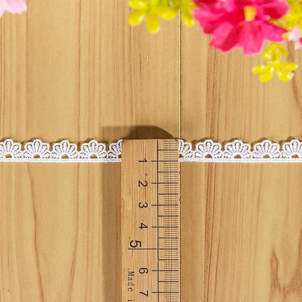 White Scalloped Venice Lace Trim: Victorian Guipure, Sewing & Crafting