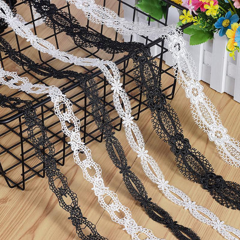 White Scalloped Venice Lace Trim: Victorian Guipure, Crafting & Sewing