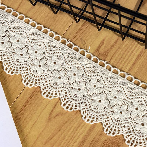 Vintage Cotton Lace Trim: Scalloped Edge Sewing Ribbon