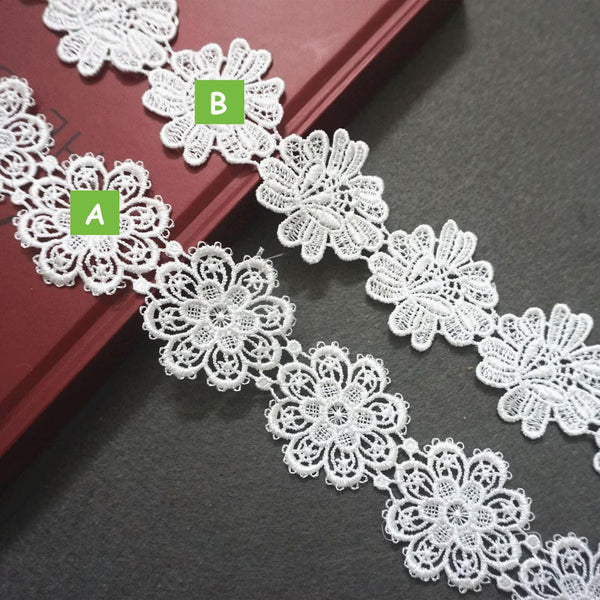 Floral Venice Lace Trim: Off-White Scalloped Guipure Lace - 2 Inch
