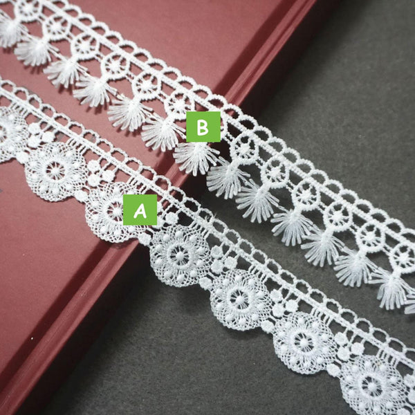 Off-White Venice Lace Trim: Scalloped Bridal Guipure Lace - 1 1/8" inches wide priced by the yard
